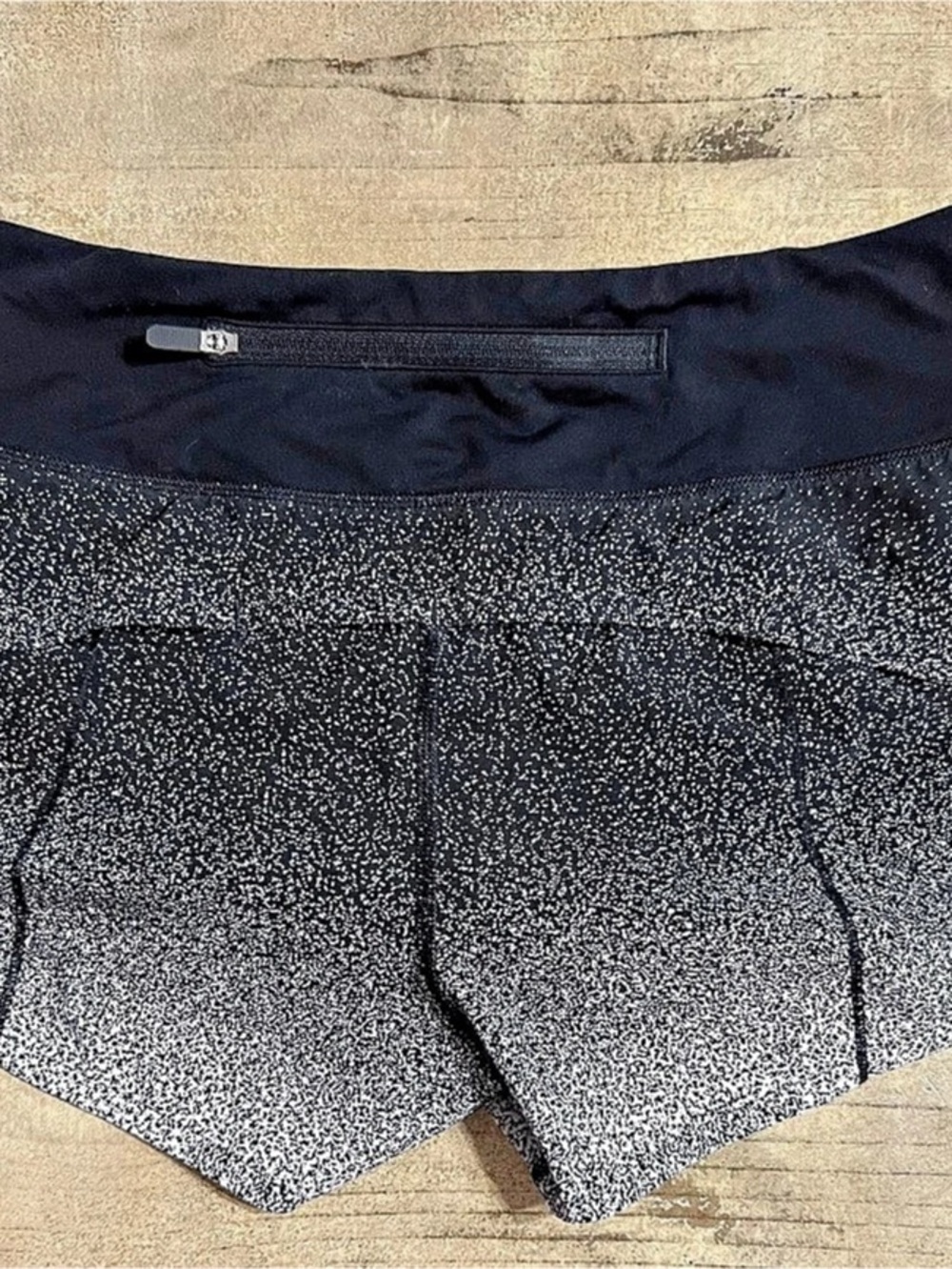 lululemon Speed Up Short *2.5" (Ombre Speckle Stop Print White Black / Black) )